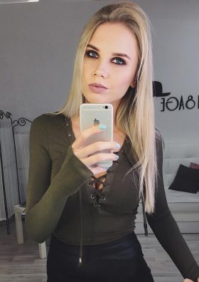 arab femme nue POLA_CANDY